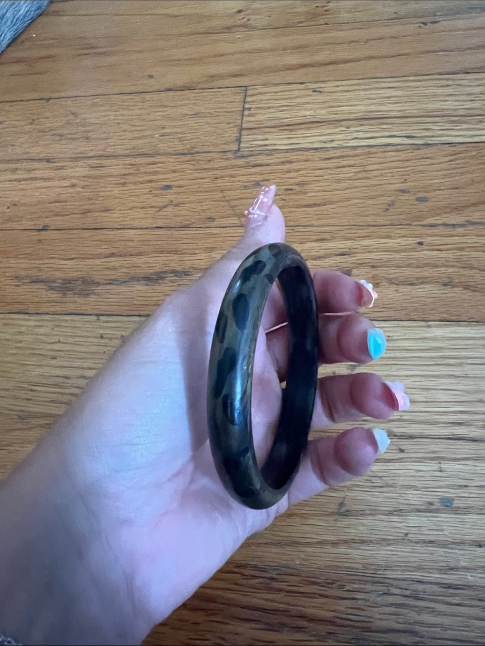 Wooden cheetah print bracelet